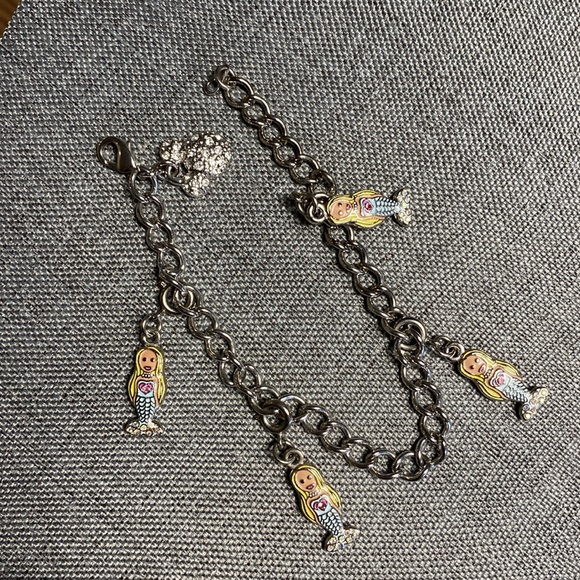 DISNEY Mermaid Charm Bracelet - Picture 1 of 5